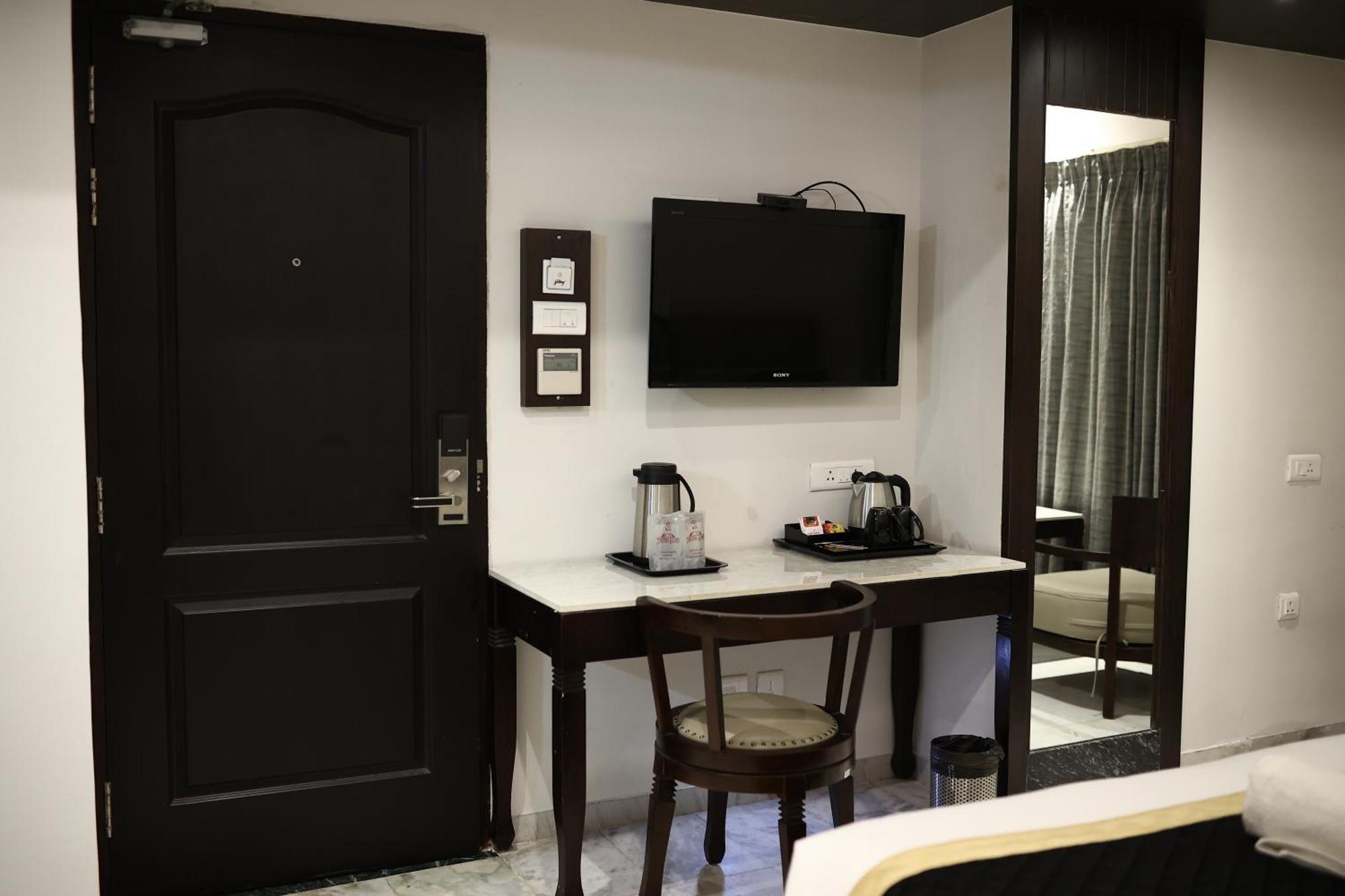 Hotel Saratharajans マドゥライ エクステリア 写真